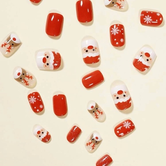 4/$20 Christmas press on nails - Picture 3 of 3